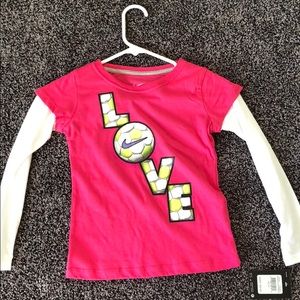 Nike love soccer sz 6x girls shirt